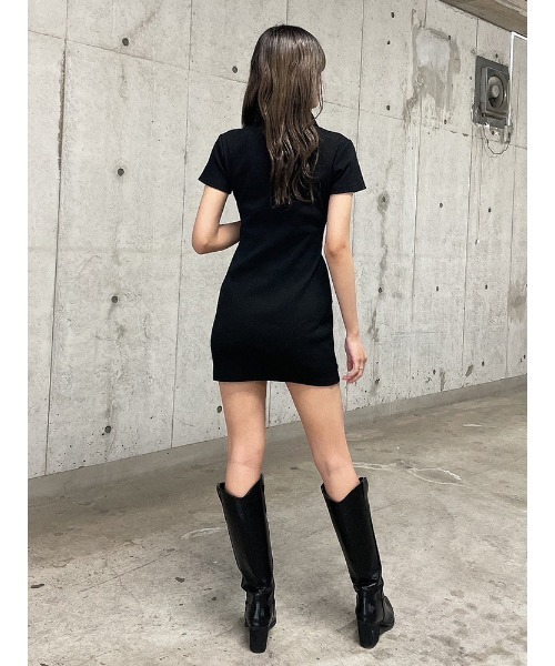 ENVYM(アンビー)の「リブポロネックワンピース(ワンピース・レディース・ブラック/グレー・FREE)」の17枚目の写真