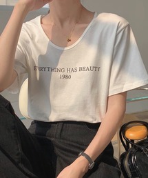ロゴ Vネック Tシャツ