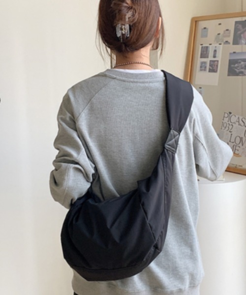 .KOM（ドットコム）の「『.KOM/ドットケーオーエム』ショルダーバッグ【Y】【CN】（ショルダーバッグ・レディース・アイボリー/ブラック・FREE）」の16枚目の写真