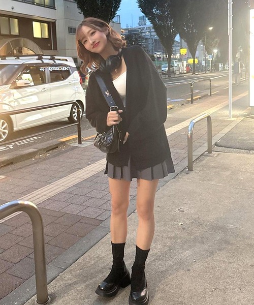 ROOPTOKYO(ループトウキョウ)の「オーバーシルエットカーディガン(カーディガン/ボレロ・レディース・ボルドー/ブラウン/ブラック・FREE)」の9枚目の写真