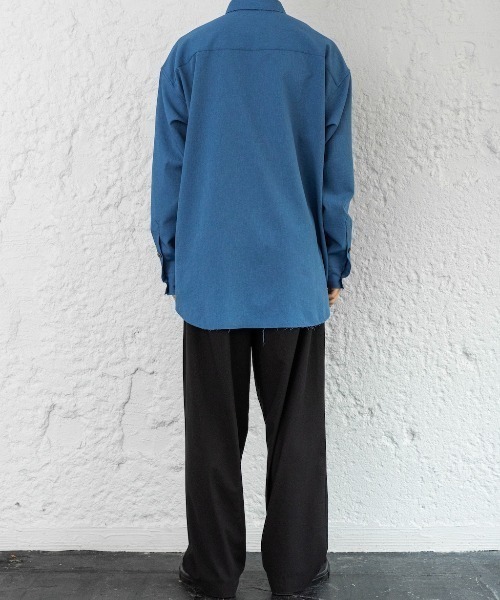 Enharmonic TAVERN（エンハーモニックタヴァーン）の「Cut off shirt（シャツ/ブラウス・メンズ・オフホワイト/サックスブルー/ブラック・44/46/48）」の21枚目の写真