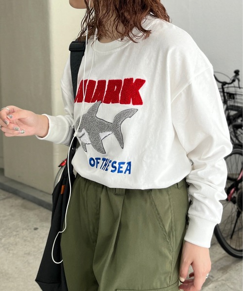 CPCM（シーピーシーエム）の「サメサガラ刺繍ロンT（Tシャツ/カットソー・メンズ・ブラック/ホワイト系その他/ホワイト・MEDIUM/LARGE）」の5枚目の写真