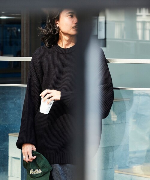 FREAK'S STORE（フリークスストア）の「限定展開 ビッグシルエット 畦編み クルーネックニット/ルーズフィット（ニット/セーター・メンズ・ブラック/ダークグリーン/パープル/ネイビー/グレー/オフホワイト/サックスブルー/イエロー/ライトグリーン/ホワイト系その他/ブラック系その他・SMALL/MEDIUM/LARGE）」の20枚目の写真