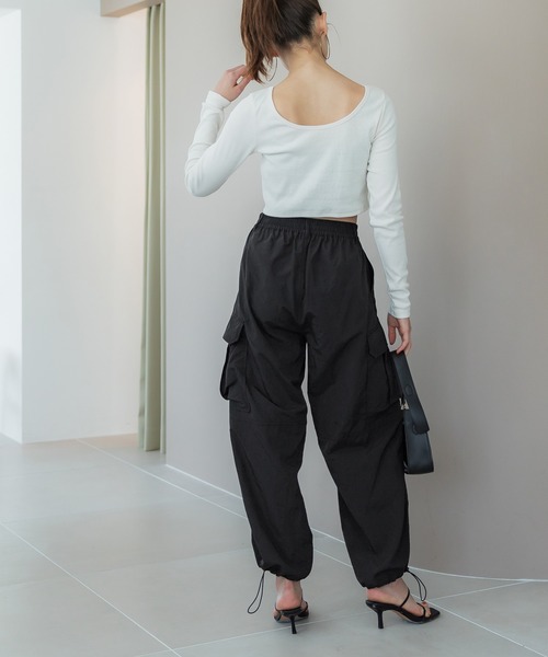 coca（coca）（コカ）の「＼新色追加／ナイロンパラシュートパンツ（カーゴパンツ・レディース・ブラック/カーキ/アイボリー・L/M）」の7枚目の写真