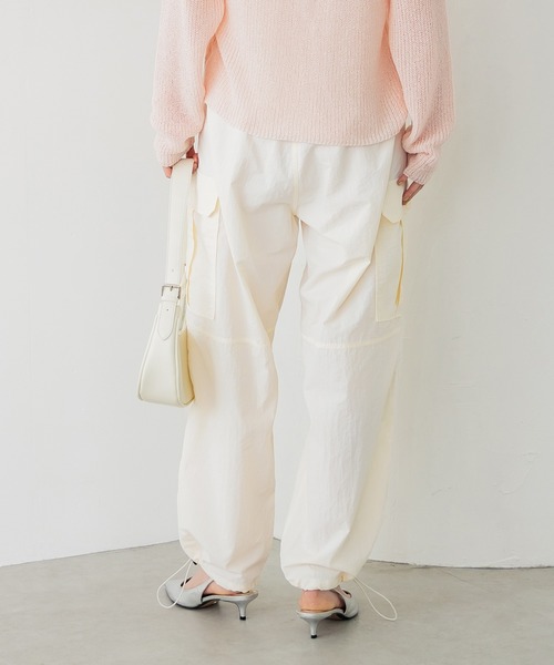 coca（coca）（コカ）の「＼新色追加／ナイロンパラシュートパンツ（カーゴパンツ・レディース・ブラック/カーキ/アイボリー・L/M）」の18枚目の写真