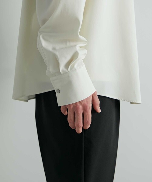 UNITED TOKYO（ユナイテッドトウキョウ）の「60/2 スーピマコットンロングスリーブシャツ（シャツ/ブラウス・メンズ・ブラウン/オフホワイト/ダークグレー・2/1）」の18枚目の写真