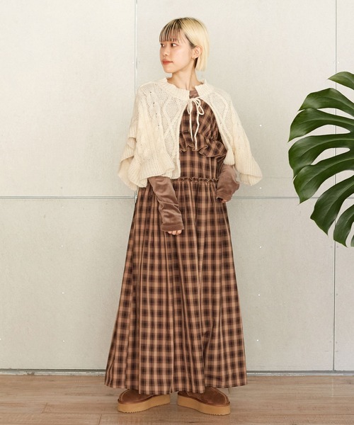 w closet（ダブルクローゼット）の「ケーブル柄付け衿（付け襟・レディース・ラベンダー/アイボリー・FREE）」の3枚目の写真