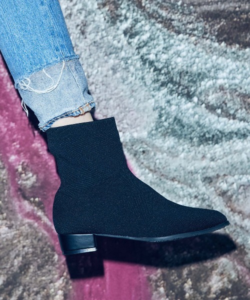 CONTROL FREAK / CTFK（コントロールフリーク）の「CONTROL FREAK(コントロールフリーク)ニットショートブーツ（ブーツ・レディース・ブラック/ベージュ・LARGE/MEDIUM）」の4枚目の写真