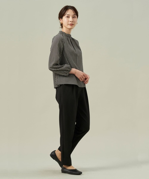 TOKYO SHIRTS(トウキョウシャツ)の「プリントハイネック 長袖ブラウス(シャツ/ブラウス・レディース・ホワイト/ブラック・L/M)」の4枚目の写真