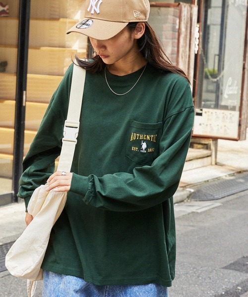 MONO-MART(モノマート)の「U.S. POLO ASSN. /ユーエスポロアッスン 別注 ロゴ刺繍 ビッグシルエットポケット長袖Tシャツ(Tシャツ/カットソー・レディース・ブラック/ネイビー/ピンク/チャコールグレー/ホワイト/ボルドー/ホワイト系/ダークグリーン/オートミール/ベージュ/パープル/サックスブルー/ホワイト系2/ダークブラウン・L/M)」の9枚目の写真