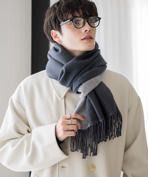 RAGEBLUE(レイジブルー)の「リバーシブル/カシミヤタッチマフラー(マフラー・メンズ・グレー/ネイビー・FREE)」の2枚目の写真