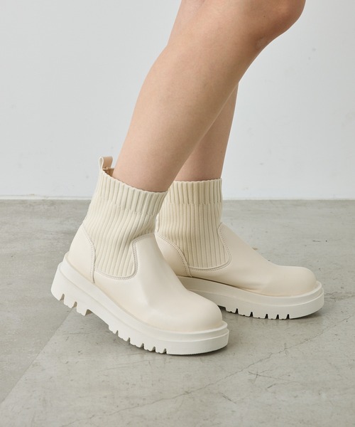 CIAOPANIC（チャオパニック）の「厚底ショート丈ソックスブーツ（ブーツ・レディース・ホワイト/ブラック・36/39/35/37/38/40）」の6枚目の写真