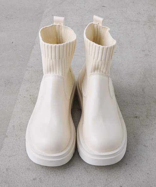 CIAOPANIC（チャオパニック）の「厚底ショート丈ソックスブーツ（ブーツ・レディース・ホワイト/ブラック・36/39/35/37/38/40）」の9枚目の写真