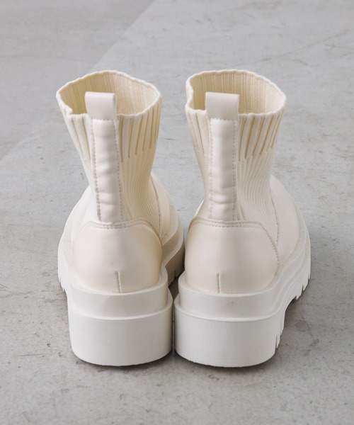 CIAOPANIC（チャオパニック）の「厚底ショート丈ソックスブーツ（ブーツ・レディース・ホワイト/ブラック・36/39/35/37/38/40）」の11枚目の写真