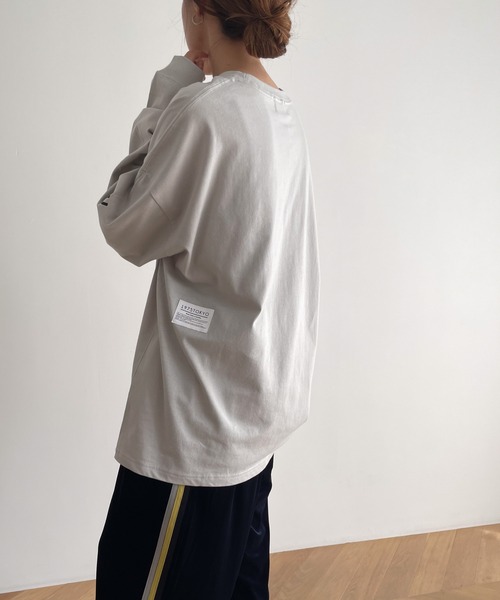 CANAL JEAN（キャナルジーン）の「1975 TOKYO　Foot転写ロングTシャツ（Tシャツ/カットソー・レディース・グレー/スミクロ・MEDIUM/LARGE）」の9枚目の写真