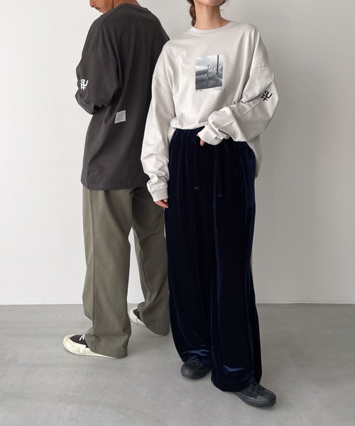 CANAL JEAN（キャナルジーン）の「1975 TOKYO　Foot転写ロングTシャツ（Tシャツ/カットソー・レディース・グレー/スミクロ・MEDIUM/LARGE）」の11枚目の写真