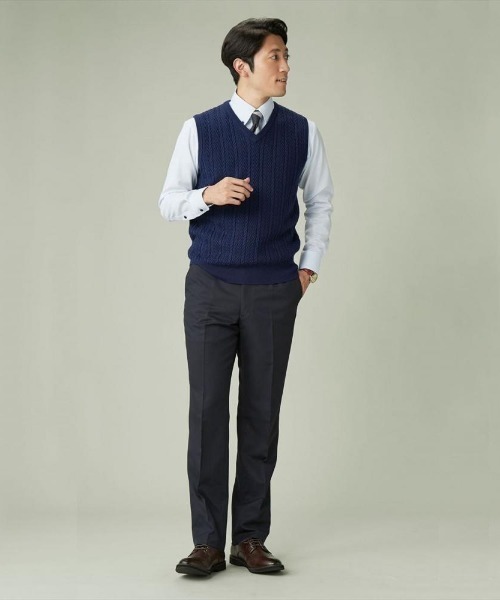 TOKYO SHIRTS（トウキョウシャツ）の「フィッシャーマン風 ベーシック ニットベスト（ベスト・メンズ・チャコール/ネイビー・L/M/LL）」の3枚目の写真