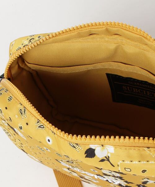 Subciety（サブサエティ）の「FLOWER PAISLEY BODY BAG（ボディバッグ/ウエストポーチ・メンズ・ブラック/イエロー/オレンジ/グリーン・FREE）」の8枚目の写真