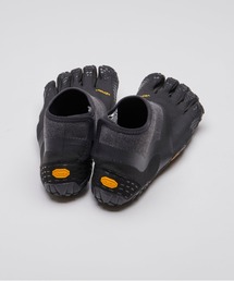 suicoke（スイコック）の「Vibram 5fingers by SUICOKE NIN-LO/Mens
