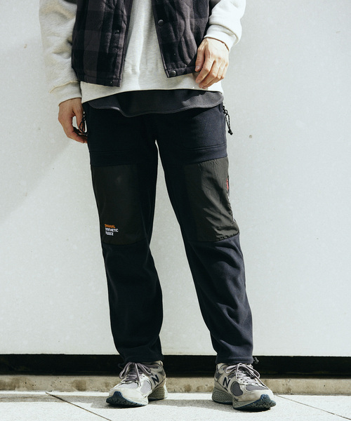 JOURNAL STANDARD relume（ジャーナルスタンダード　レリューム）の「【POLARTEC / ポーラテック】 別注 ダブルニー フリースジョガーパンツ（その他パンツ・メンズ・パープル/ブラック/カーキ/ブルー・MEDIUM/LARGE）」の8枚目の写真