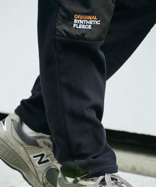 JOURNAL STANDARD relume（ジャーナルスタンダード　レリューム）の「【POLARTEC / ポーラテック】 別注 ダブルニー フリースジョガーパンツ（その他パンツ・メンズ・パープル/ブラック/カーキ/ブルー・MEDIUM/LARGE）」の19枚目の写真