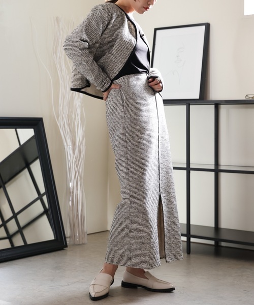 ULEULA（ウルア）の「ツイードパイピングスリットスカート/Iラインシルエットスカート（スカート・レディース・ブラック/アイボリー・FREE）」の13枚目の写真