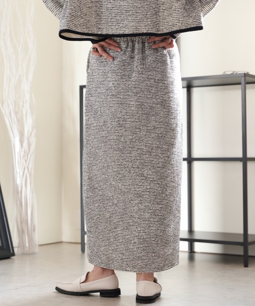 ULEULA（ウルア）の「ツイードパイピングスリットスカート/Iラインシルエットスカート（スカート・レディース・ブラック/アイボリー・FREE）」の8枚目の写真