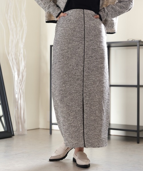 ULEULA（ウルア）の「ツイードパイピングスリットスカート/Iラインシルエットスカート（スカート・レディース・ブラック/アイボリー・FREE）」の6枚目の写真
