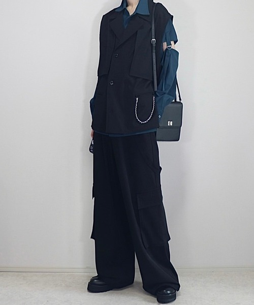 Loose/ルース（ルース）の「ドレープモード チェーントレンチジレベスト【セットアップ対応】（ベスト・メンズ・ブラック/グレー系その他/ダークブルー/グレー・L/M/S/XS）」の22枚目の写真