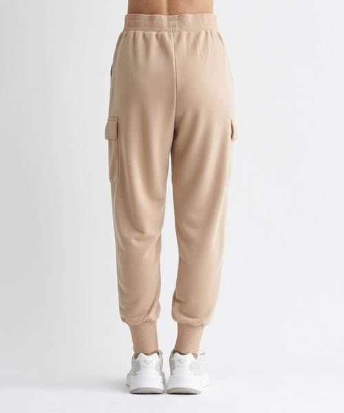 ROXY（ロキシー）の「DOWN TO EARTH PANTS/ロキシースウェットカーゴパンツ（スウェットパンツ・レディース・ブラック/ベージュ/グレー・MEDIUM/LARGE/SMALL）」の15枚目の写真