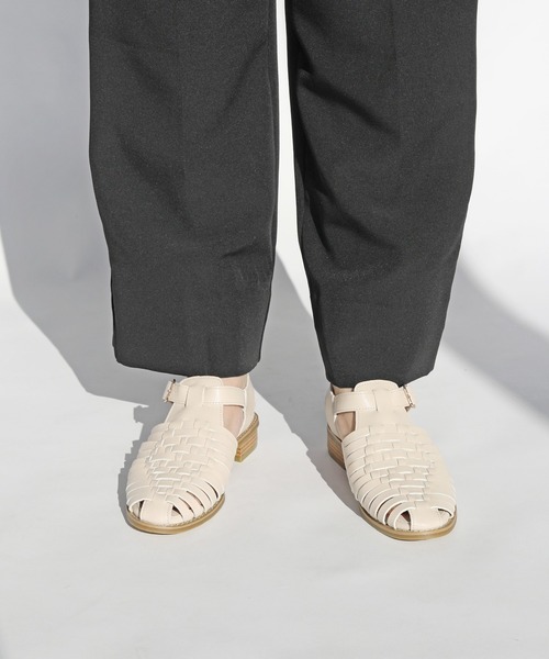 RiiiKa（リーカ）の「【RiiiKa/リーカ】編み込みグルカサンダル（サンダル・レディース・アイボリー/ブラック/キャメル/シルバー・LL/L/M/S）」の11枚目の写真