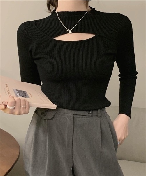 FREE STYLISTS（フリー スタイリスト）の「胸開き ハイネックニットトップス（ニット/セーター・レディース・ホワイト/ブラウン/キャメル/グリーン/ブラック/ベージュ/ブルー/オリーブ/オレンジ・FREE）」の22枚目の写真