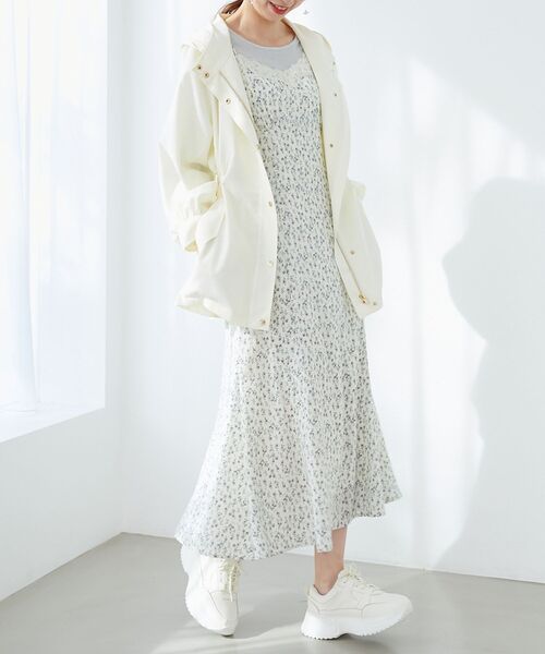 MAJESTIC LEGON（マジェスティックレゴン）の「ウエストきゅっとミディブルゾン（ブルゾン・レディース・ベージュ/アイボリー/ブラック・SMALL/MEDIUM）」の9枚目の写真