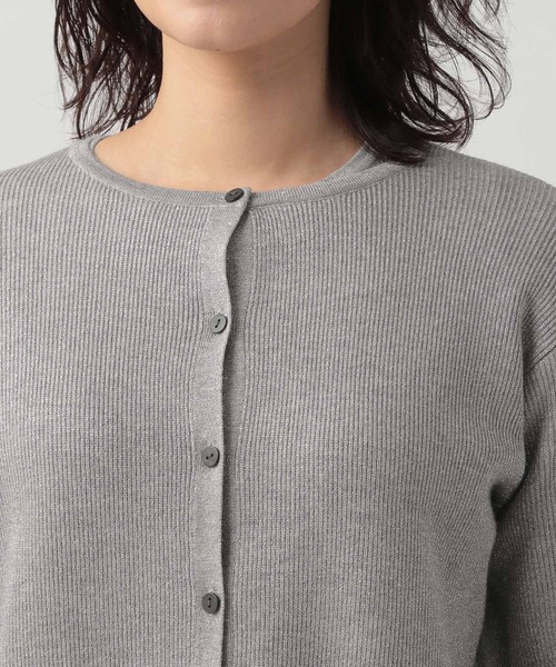 Elura（エルーラ）の「ラメリブニットカーディガン／104277（カーディガン/ボレロ・レディース・ベージュ/ライトグレー・FREE）」の16枚目の写真