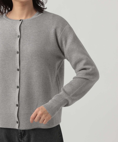 Elura（エルーラ）の「ラメリブニットカーディガン／104277（カーディガン/ボレロ・レディース・ベージュ/ライトグレー・FREE）」の17枚目の写真