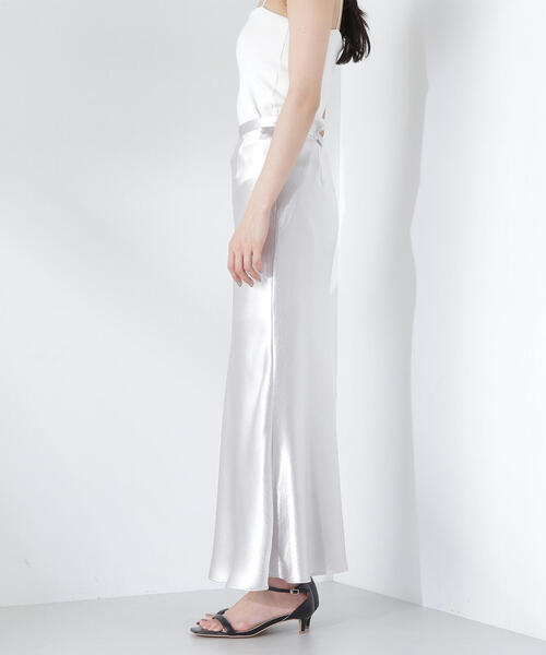 NATURAL BEAUTY BASIC（ナチュラルビューティーベーシック）の「◇メタルサテンナロースカート（スカート・レディース・グレー/ブルー・MEDIUM）」の21枚目の写真