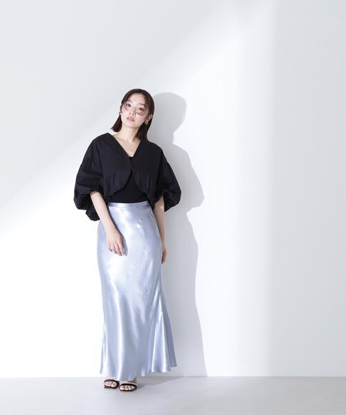 NATURAL BEAUTY BASIC（ナチュラルビューティーベーシック）の「◇メタルサテンナロースカート（スカート・レディース・グレー/ブルー・MEDIUM）」の9枚目の写真