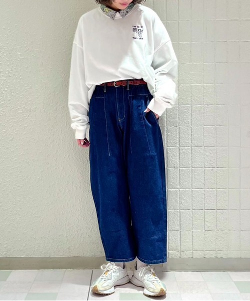 DOUBLE NAME(ダブルネーム)の「コクーンタックデニムパンツ(デニムパンツ・レディース・ライトインディゴブルー/ダークインディゴブルー・FREE)」の1枚目の写真