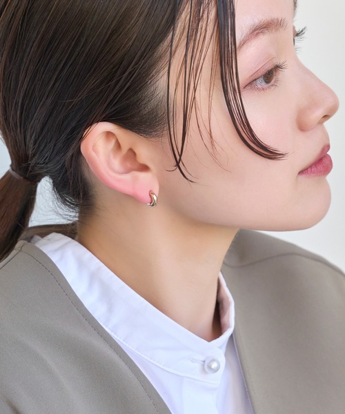 Phoebe(フィービィー)の「【金属アレルギー対応】【ピアス見えシリーズ】シンプルフープスナップイヤリング(イヤリング・レディース・シャンパン/イエローゴールド/シルバー・FREE)」の21枚目の写真