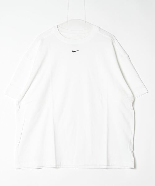 NIKE（ナイキ）の「ナイキ NIKE ナイキ  NSW エッセンシャル S/S Tシャツ OS（Tシャツ/カットソー・レディース・ダークオレンジ/ブラック/ホワイト・S/M/L/XL）」の2枚目の写真