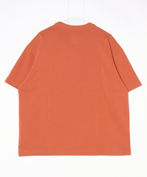 NIKE（ナイキ）の「ナイキ NIKE ナイキ  NSW エッセンシャル S/S Tシャツ OS（Tシャツ/カットソー・レディース・ダークオレンジ/ブラック/ホワイト・S/M/L/XL）」の4枚目の写真