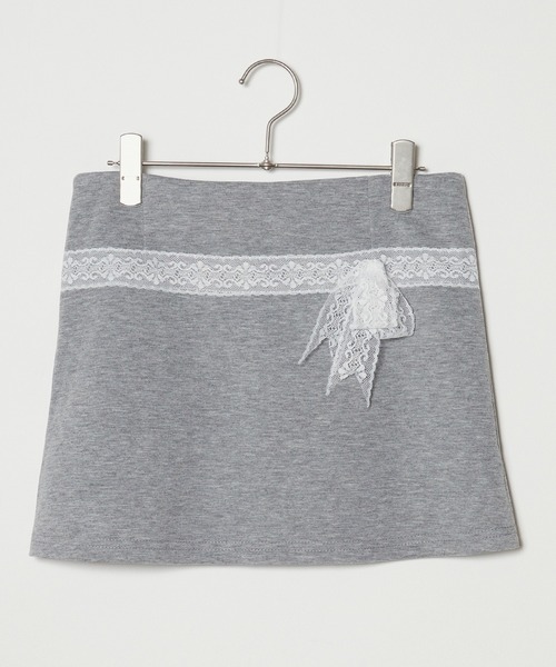 Chick（チック）の「カジュアルリボンレーススウェット&ラインミニスカート セットアップ 2点セット（スウェット・メンズ・グレー・FREE）」の2枚目の写真