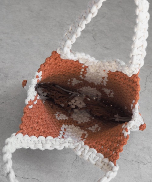 minia(ミニア)の「マクラメミニトート(ハンドバッグ・レディース・グリーン/オレンジ/ネイビー・FREE)」の5枚目の写真