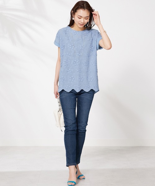 BELLUNA PLUS（ベルーナ）の「モチーフレース使いデザインプルオーバー（Tシャツ/カットソー・レディース・ラベンダー/セージグリーン/オフホワイト/ネイビー・MEDIUM/LARGE/X-LARGE）」の12枚目の写真