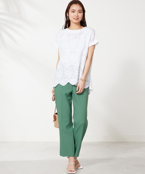 BELLUNA PLUS（ベルーナ）の「モチーフレース使いデザインプルオーバー（Tシャツ/カットソー・レディース・ラベンダー/セージグリーン/オフホワイト/ネイビー・MEDIUM/LARGE/X-LARGE）」の16枚目の写真