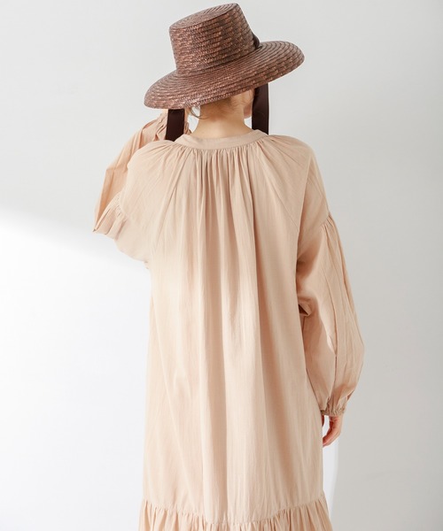 URBAN RESEARCH Sonny Label(アーバンリサーチサニーレーベル)の「エアリーコットンシフリーボイルワンピース(ワンピース・レディース・ブルー/ベージュ/ブラック・FREE)」の15枚目の写真