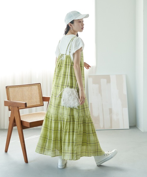 earth music&ecology(アースミュージックアンドエコロジー)の「チュールフリルミニショルダーバッグ(ショルダーバッグ・レディース・ブラック/アイボリー/ブルー・FREE)」の7枚目の写真