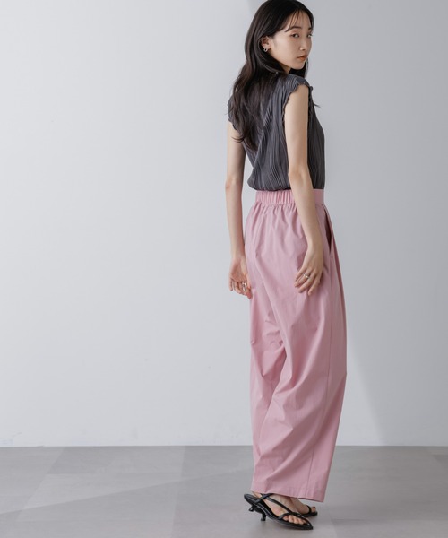 NANO universe(ナノユニバース)の「ウェーブリップルカットノースリーブトップス(セットアップ可)(Tシャツ/カットソー・レディース・ライム/チャコール/ベージュ・FREE)」の10枚目の写真