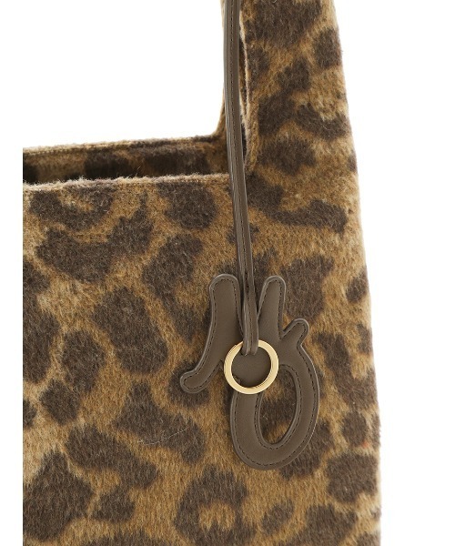 Mila Owen（ミラオーウェン）の「チャーム付きショッパートートバッグ（ショルダーバッグ・レディース・チェック/レオパード・FREE）」の13枚目の写真