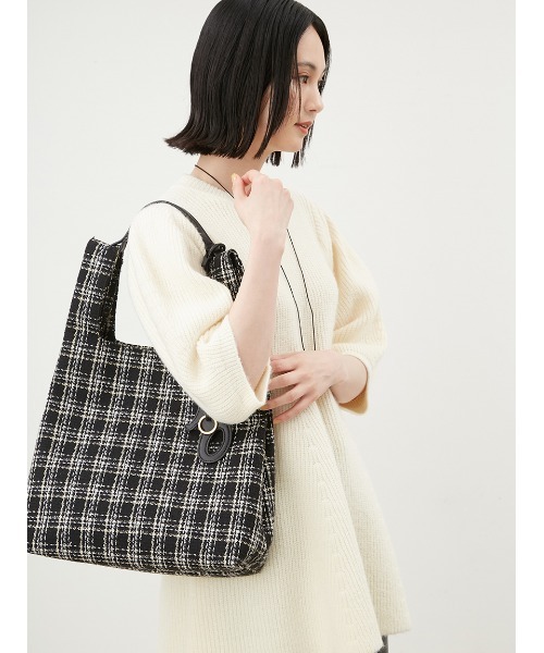 Mila Owen（ミラオーウェン）の「チャーム付きショッパートートバッグ（ショルダーバッグ・レディース・チェック/レオパード・FREE）」の18枚目の写真